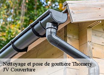 Nettoyage et pose de gouttière thomery-77810 JV Couverture